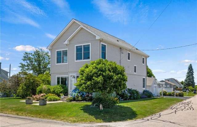 26 Walcott Avenue photos photos