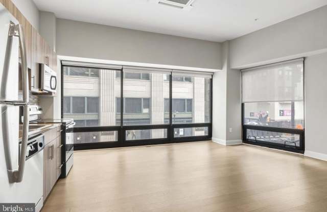 1300-6 CHESTNUT Street unit: 902 photos photos