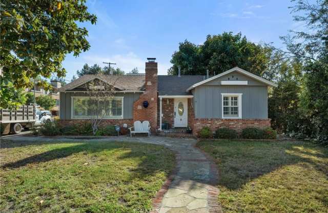 12402 Cumpston photos photos