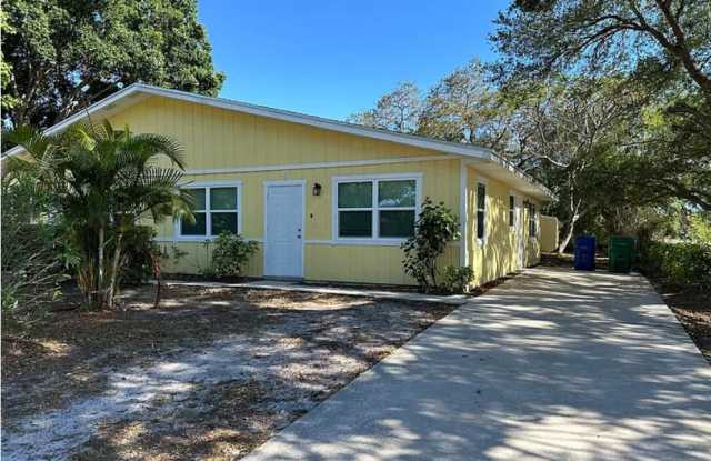 101 Admiral Cir photos photos