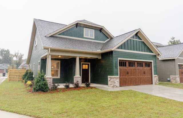 4 / 2.5 Newer Construction in Northbend Subdivision photos photos