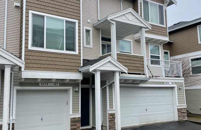 Beautiful Murray Hills Condo Townhome Now Available For Lease photos photos