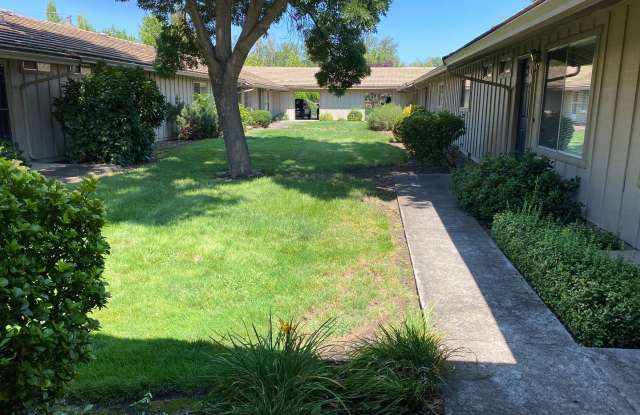 Great Jacksonville Location - 300 Shafer Lane, Jacksonville, OR 97530