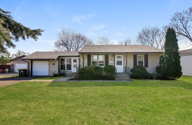 5642 Logan Avenue North - 5642 Logan Avenue North, Brooklyn Center, MN 55430