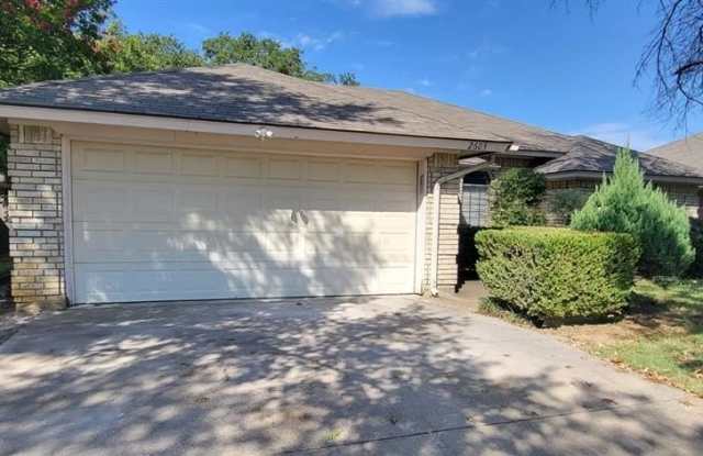 2603 Bayberry Lane Gallery 2