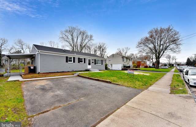9421 VICTORIA STREET - 9421 Victoria Street, Loch Lomond, VA 20110