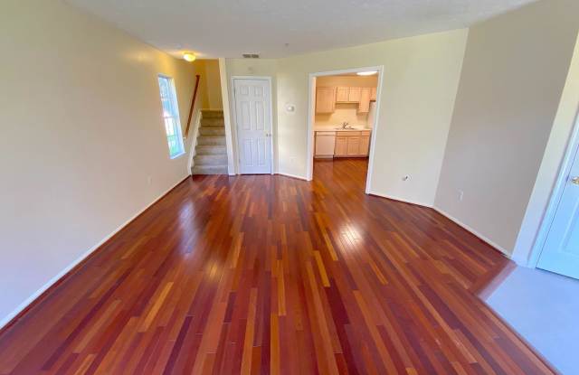 50-L HEARTHSTONE CT Gallery 3