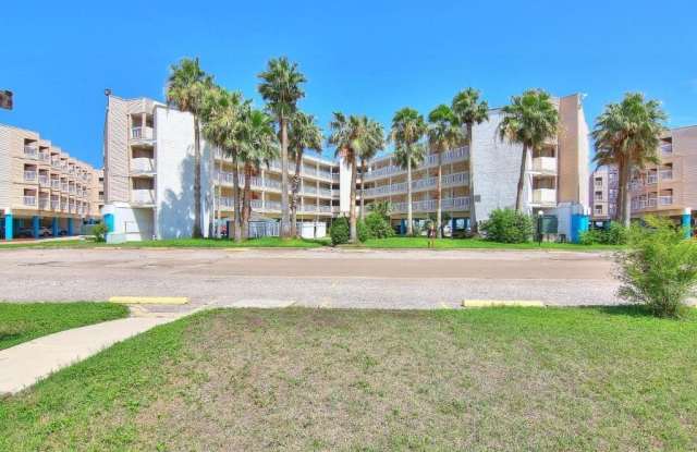 3938 Surfside Boulevard photos photos
