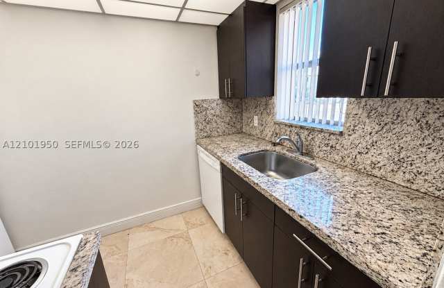 7540 SW 59th Ct Gallery 4
