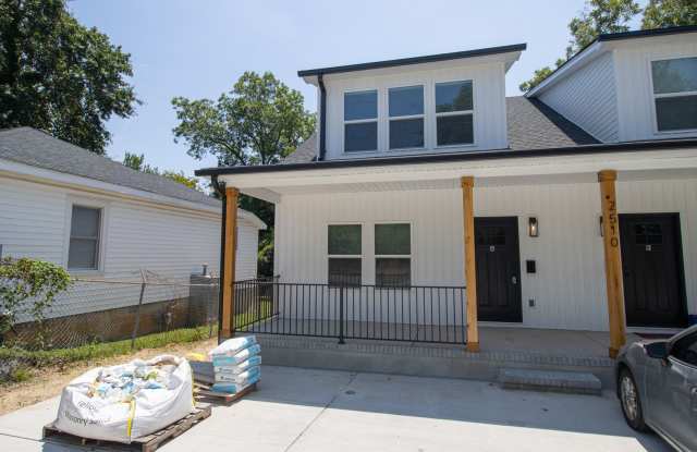 NOW PRELEASING FOR THE 2027–2028 SCHOOL YEAR! $3,000/Month | 4 Bedrooms | 4.5 Bathrooms Gallery 4