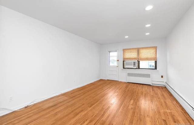 1197 E broadway Gallery 4