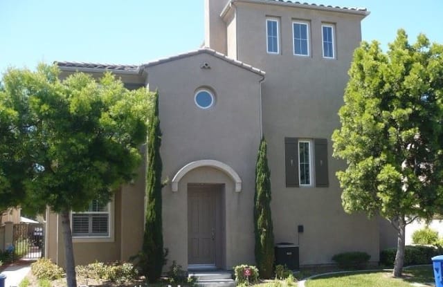 1534 Caminito Sicilia - 1534 Caminito Sicilia, Chula Vista, CA 91915