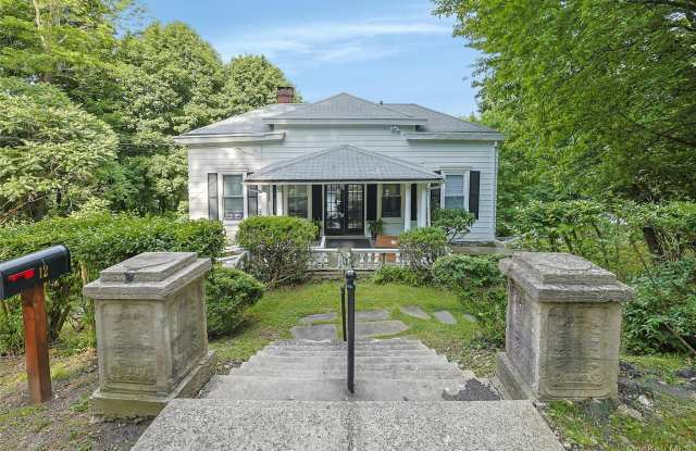 12 Shadyside Avenue Gallery 2