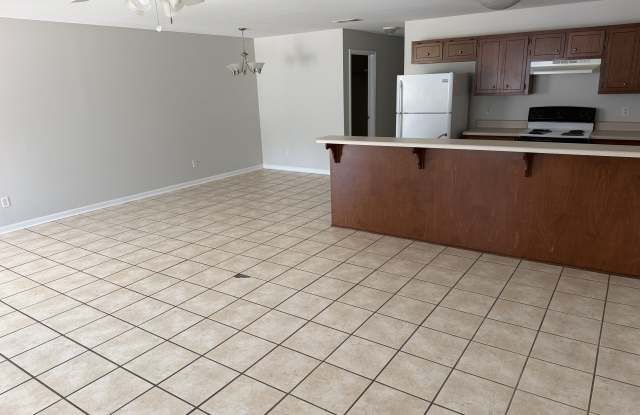 800 Cardinal Grove Court - 1 Gallery 2