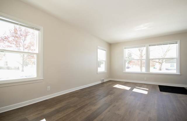 8447 Stevens Avenue Gallery 4