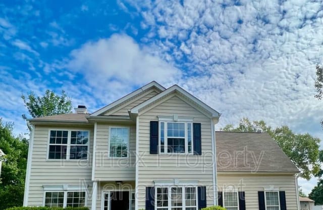 201 Ridge Lake Dr - 201 Ridge Lake Drive, Apex, NC 27539