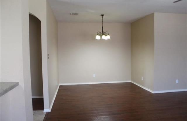 304 Admiral Drive Gallery 2