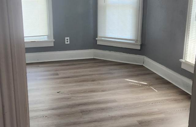 317 East Maple Avenue - Upper photos photos