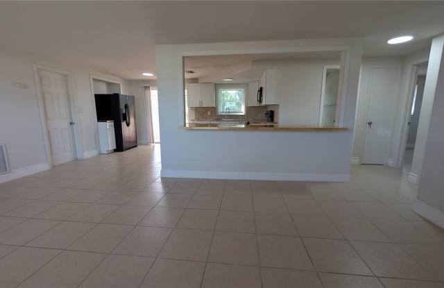 3608 HARVARD Drive Gallery 2