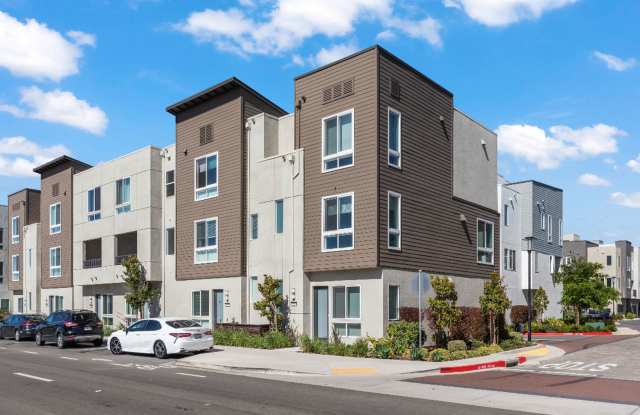 Modern Style and Sophistication, 2 En-Suite BR, 2.5 BA Townhouse - 848 Marina Way South, Richmond, CA 94804