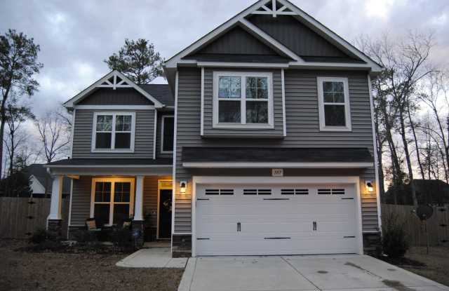 Spacious 4-Bedroom Home with Loft, New Carpet  Private Cul-de-Sac Location photos photos