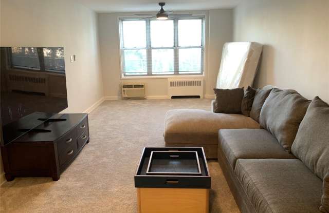 5715 Mosholu Avenue photos photos