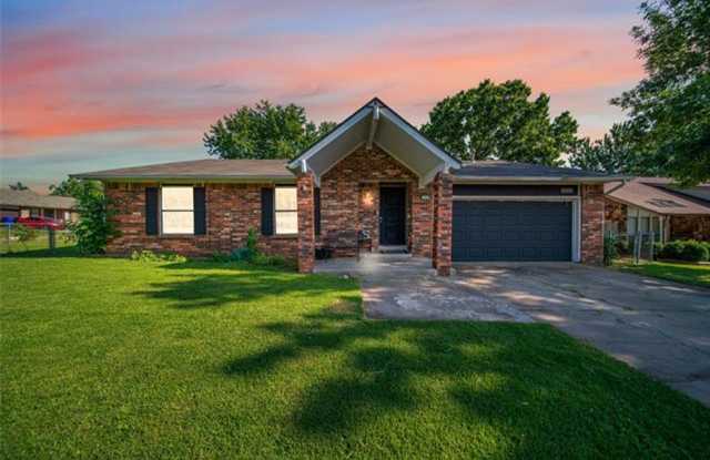 4 Bed, 2 Bath Corner Lot in Broken Arrow! - 1101 West Knoxville Street, Broken Arrow, OK 74012 4 Bed, 2 Bath Corner Lot in Broken Arrow! - 1101 West Knoxville Street, Broken Arrow, OK 74012