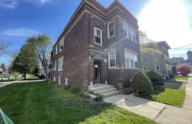 330 E Liberty Street photos photos