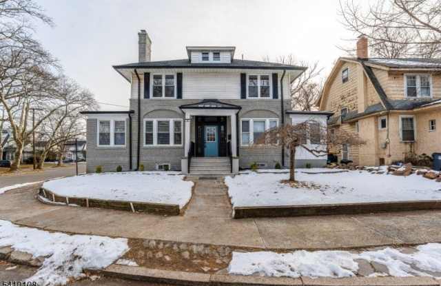 94 Montrose St photos photos