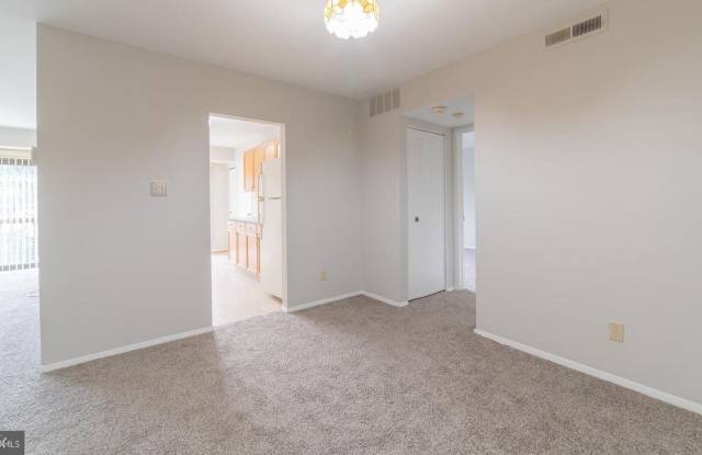 12704 Veirs Mill Rd Unit 31-103 Gallery 3