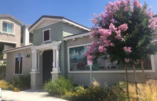871 Suncrest Lane Gallery 3