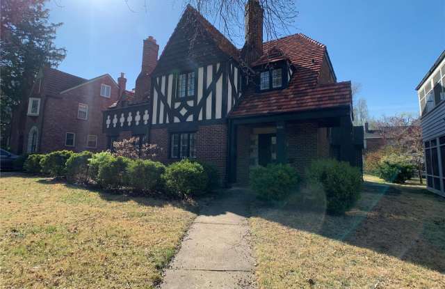 8008 Orlando Drive - 8008 Orlando Drive, Clayton, MO 63105