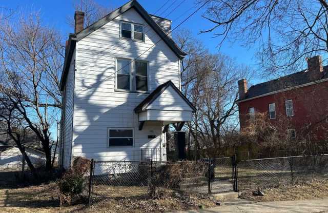 1324 Beech Avenue photos photos