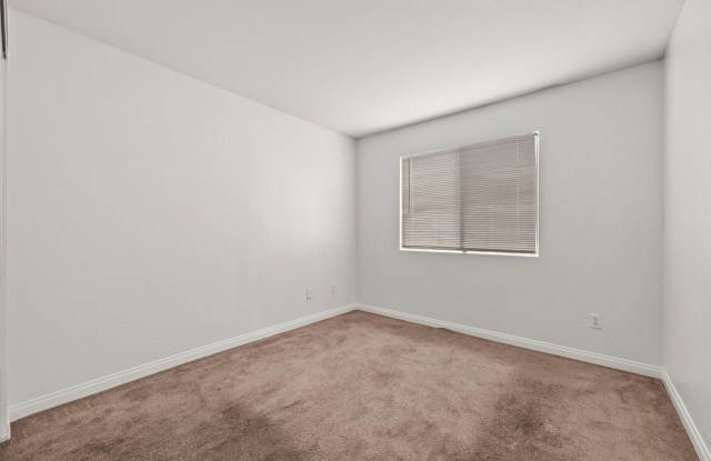 2972 Juniper Hills Blvd Unit 202 Gallery 3