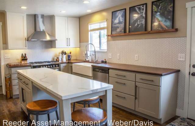 3722 North 350 East Gallery 2