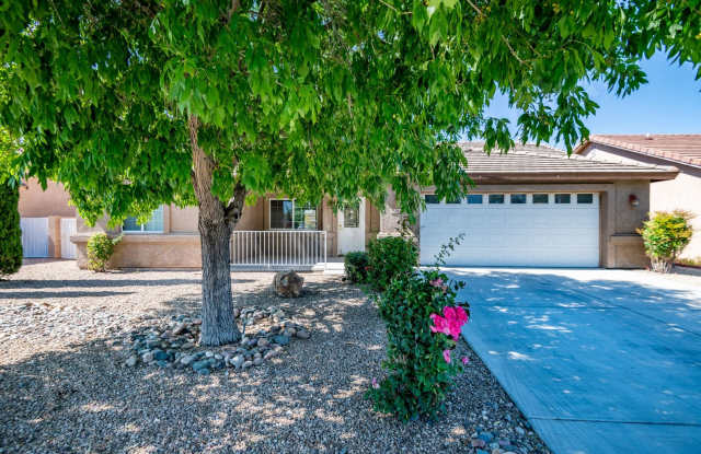 GORGEOUS HUALAPAI MOUNTAIN FOOTHILLS HOME photos photos