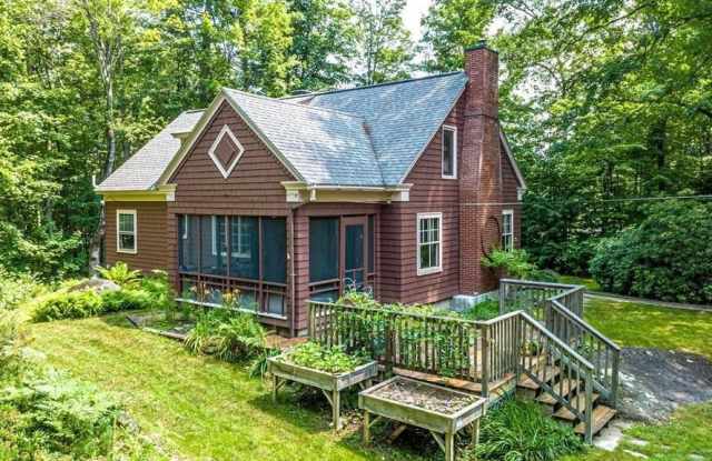 44 Neighbors Row photos photos