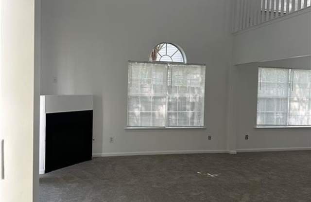 4 Marigold Lane Gallery 4