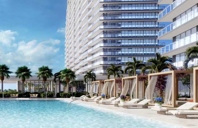 Oasis Hallandale Gallery 1