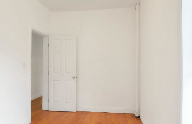 572 West 141st Street Gallery 3