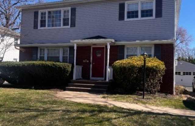 205 Burnside Ave photos photos