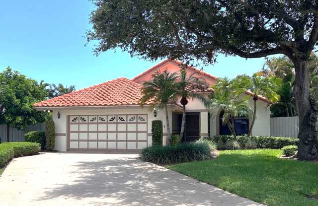 Beautiful 3BD/2BA Single family Home In Boynton Beach! *Pool  Spa* photos photos