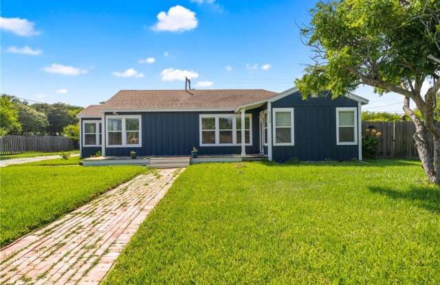 222 Paloma Street - 222 Paloma Street, Corpus Christi, TX 78412