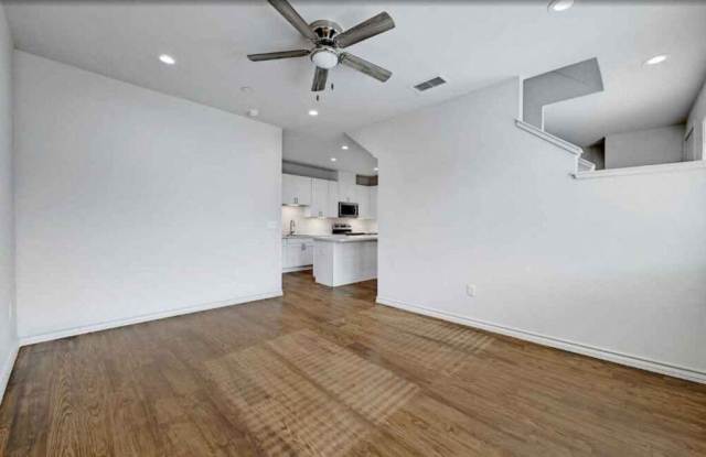 Towne Oaks Apartments photos photos