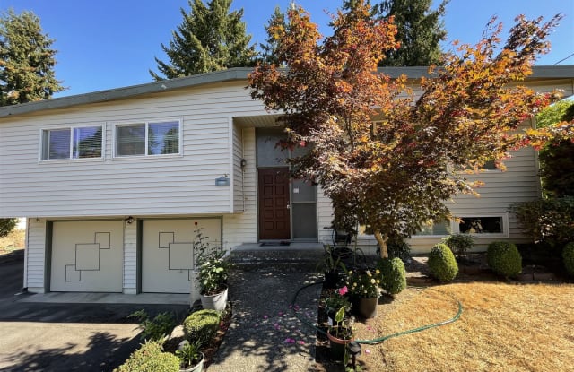 430 165th Avenue Southeast - 430 165th Avenue Southeast, Bellevue, WA 98008