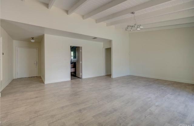 5000 Abbeyville Avenue Gallery 4