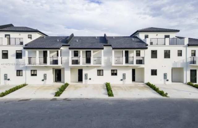 25231 SW 134th Path photos photos