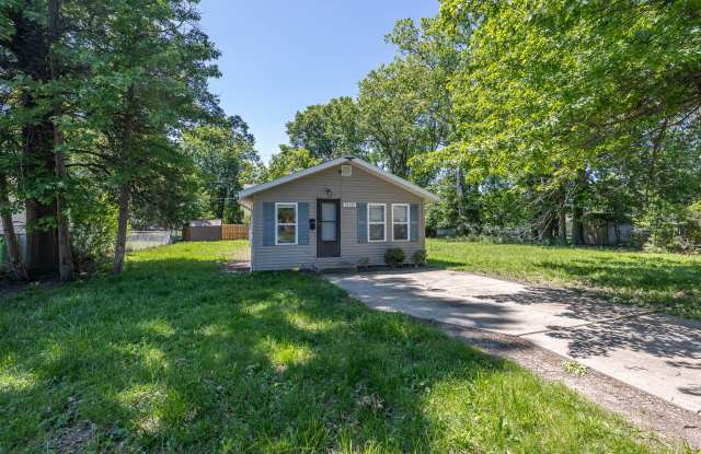 24200 Puritan Rd photos photos