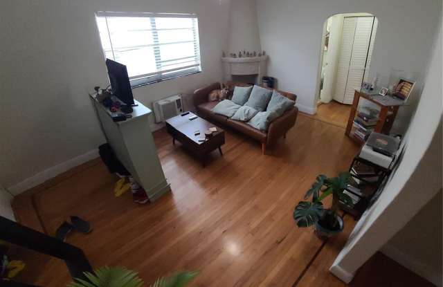 1559 Meridian Avenue unit: 207 photos photos