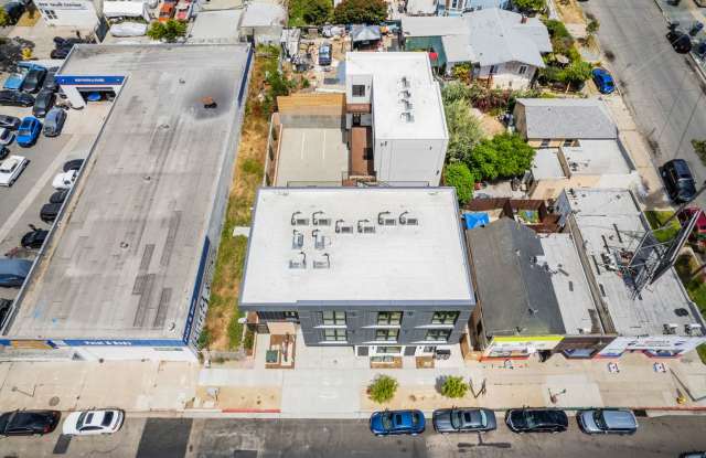 New modern style living- 1 bedroom 1 bath | two levels | new appliances | DONT MISS OUT!! photos photos